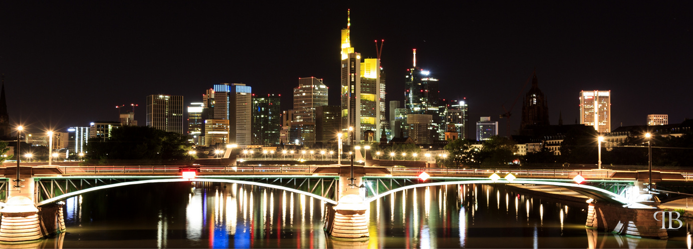 Frankfurt am Main bei Nacht