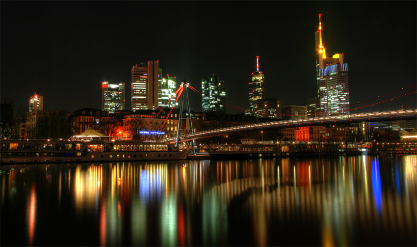 Frankfurt am Main bei Nacht