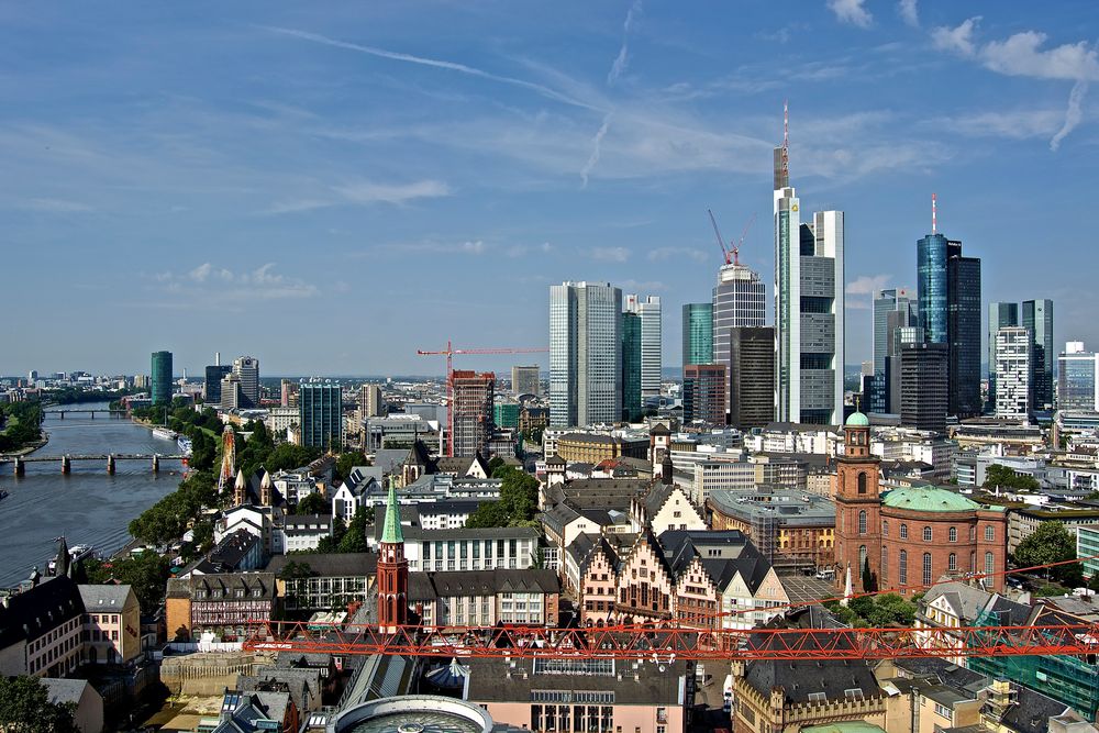 Frankfurt am Main / Blick auf die Skyline vom Domturm