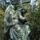 Frankfurt am Main, Hauptfriedhof: Engel und Kreuz