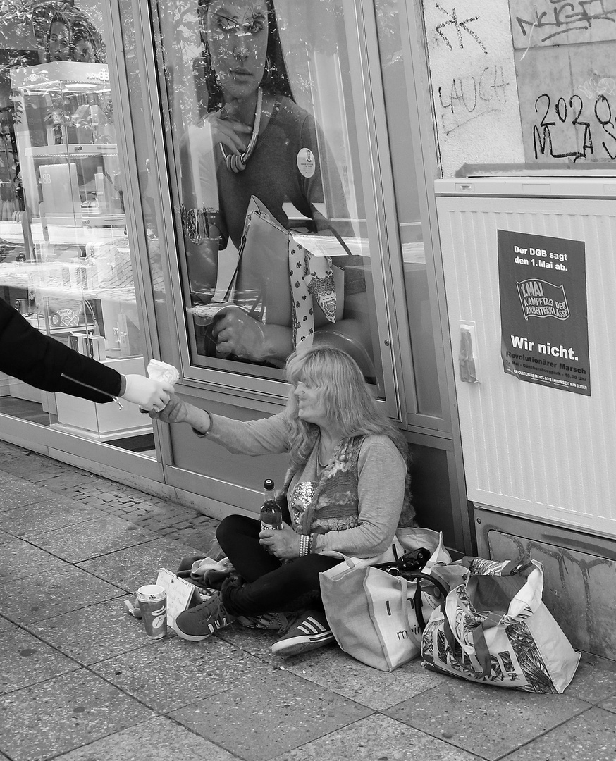 Frankfurt am Main - Obdachlos -13- - Corona 