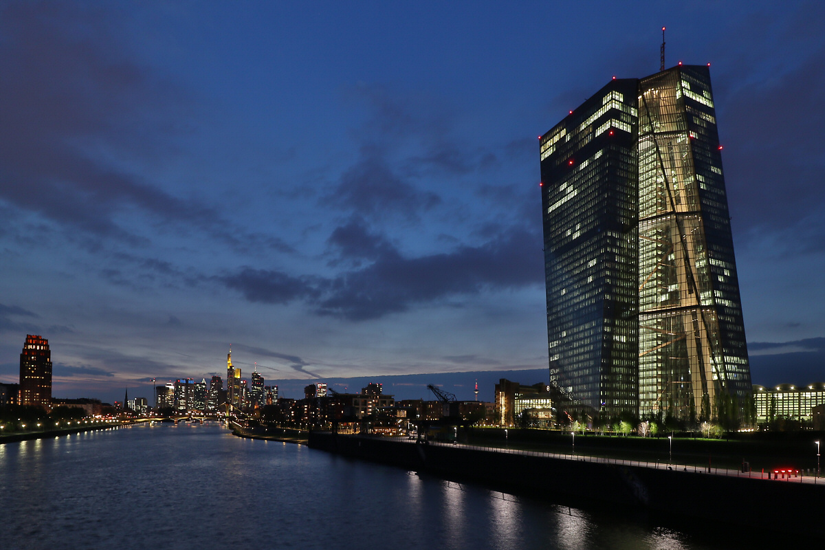 Frankfurt am Main - Skyline und EZB