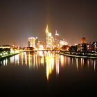 Frankfurt am Main - Strahlend in der Nacht