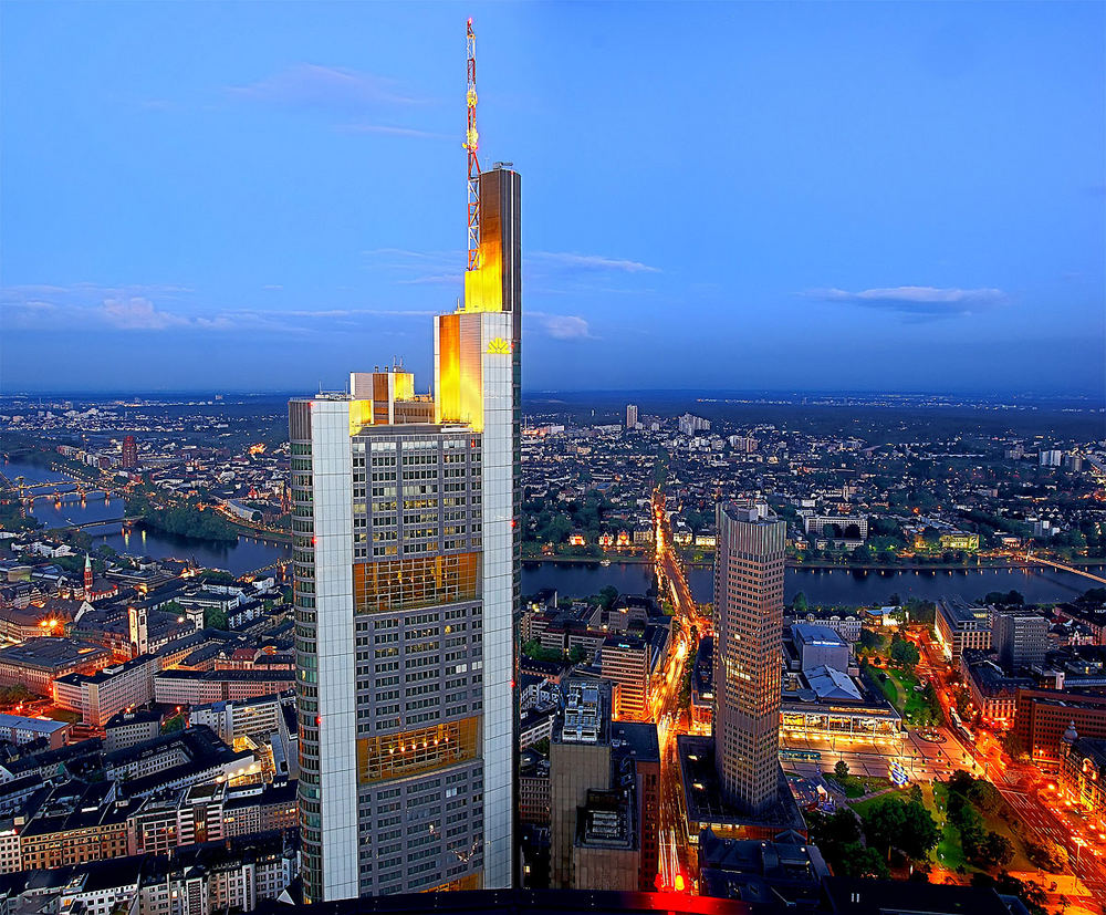 Frankfurt a.M. vom Main Tower - Commerzbank -