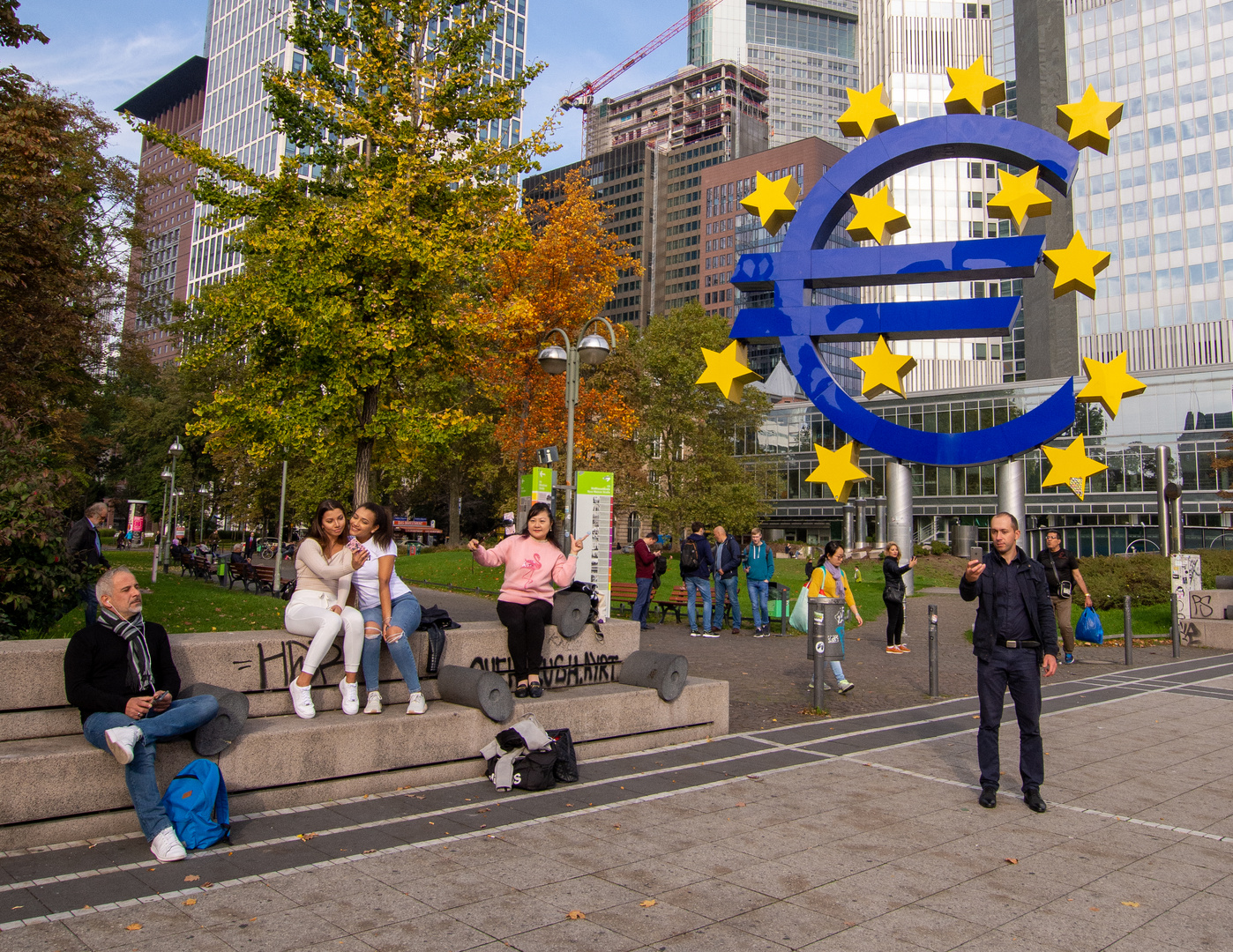 Frankfurt - Bahnhofsviertel - Kaiserstraße - Eurotower (former ECB) - 02