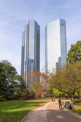 Frankfurt - Bahnhofsviertel - Taunusanlage - Deutsche Bank Hochhaus - 06