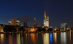 Frankfurt bei Nacht 1 von Michael Knackstedt 