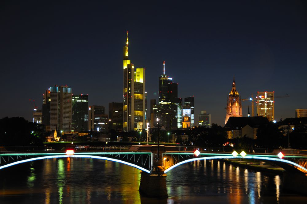 *Frankfurt bei Nacht 1*