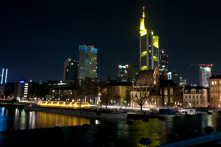 Frankfurt bei Nacht