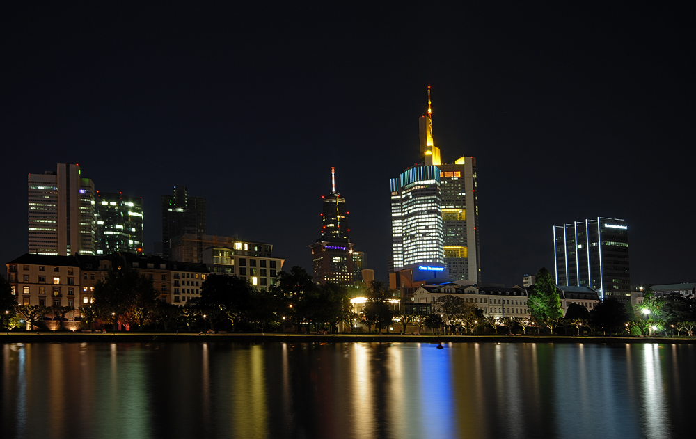 Frankfurt bei Nacht 2