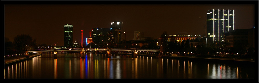 Frankfurt bei Nacht