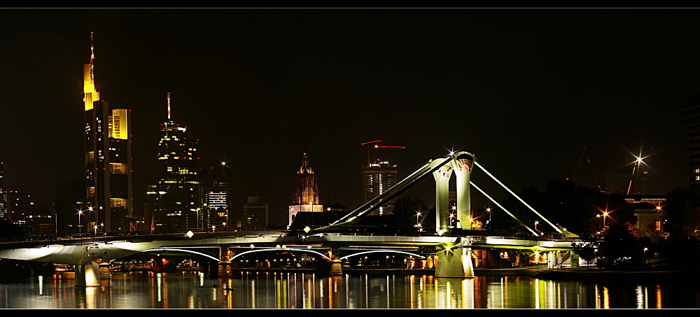 Frankfurt bei Nacht