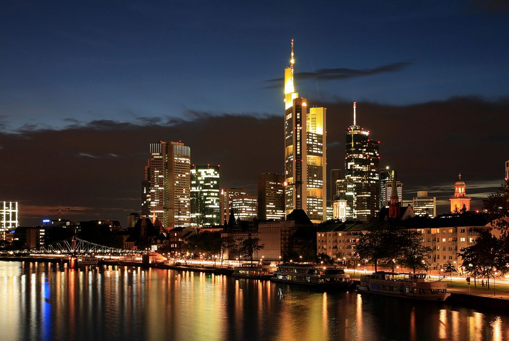 Frankfurt bei Nacht