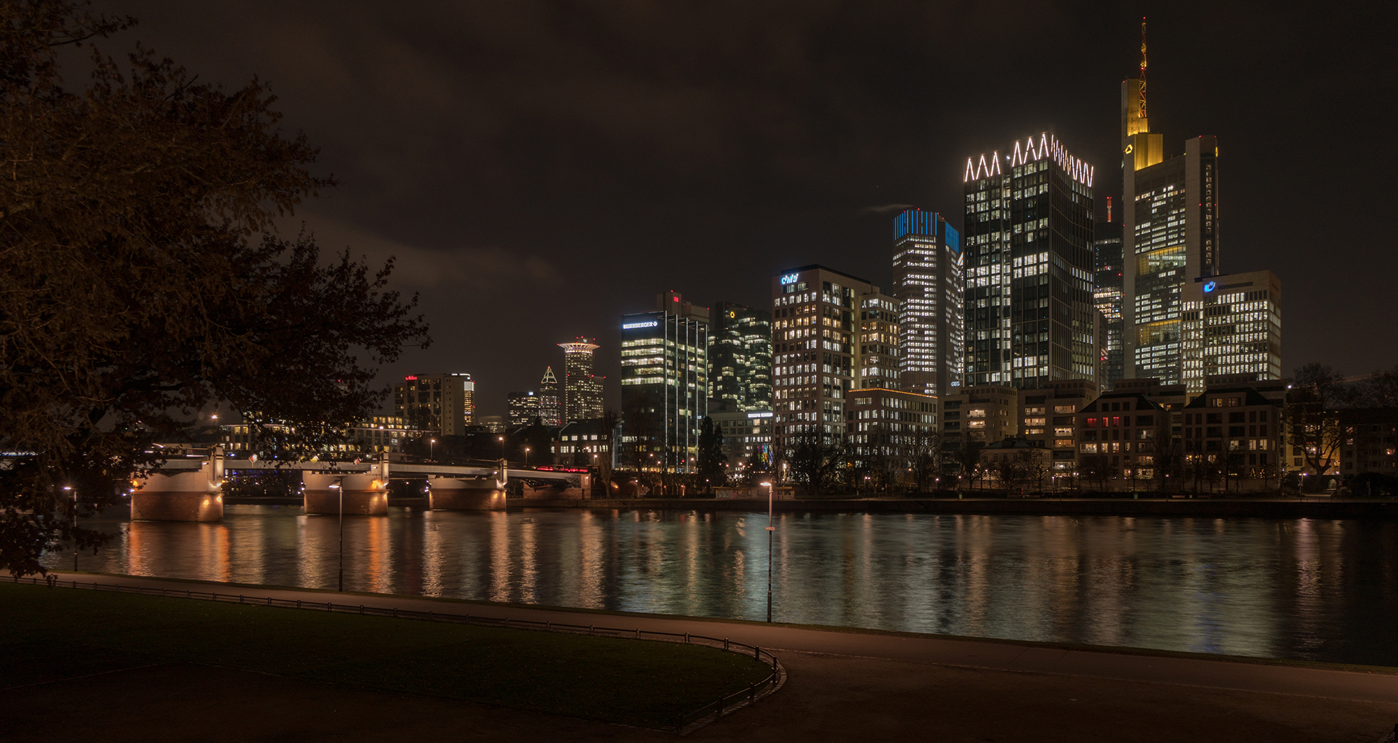 Frankfurt bei Nacht am 23.01.2020