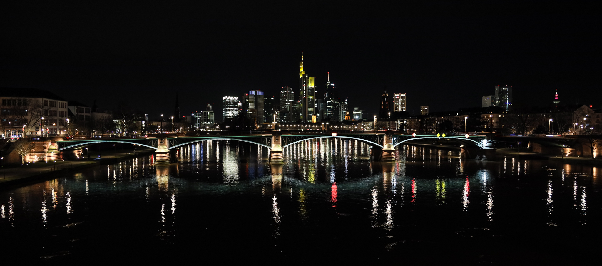 Frankfurt bei Nacht