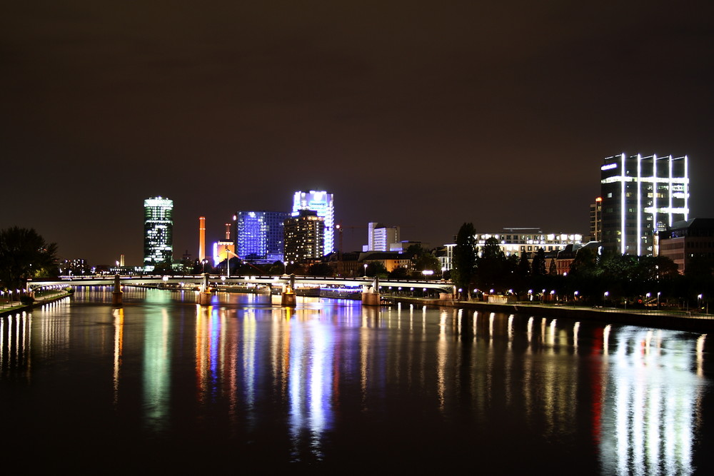 Frankfurt bei Nacht