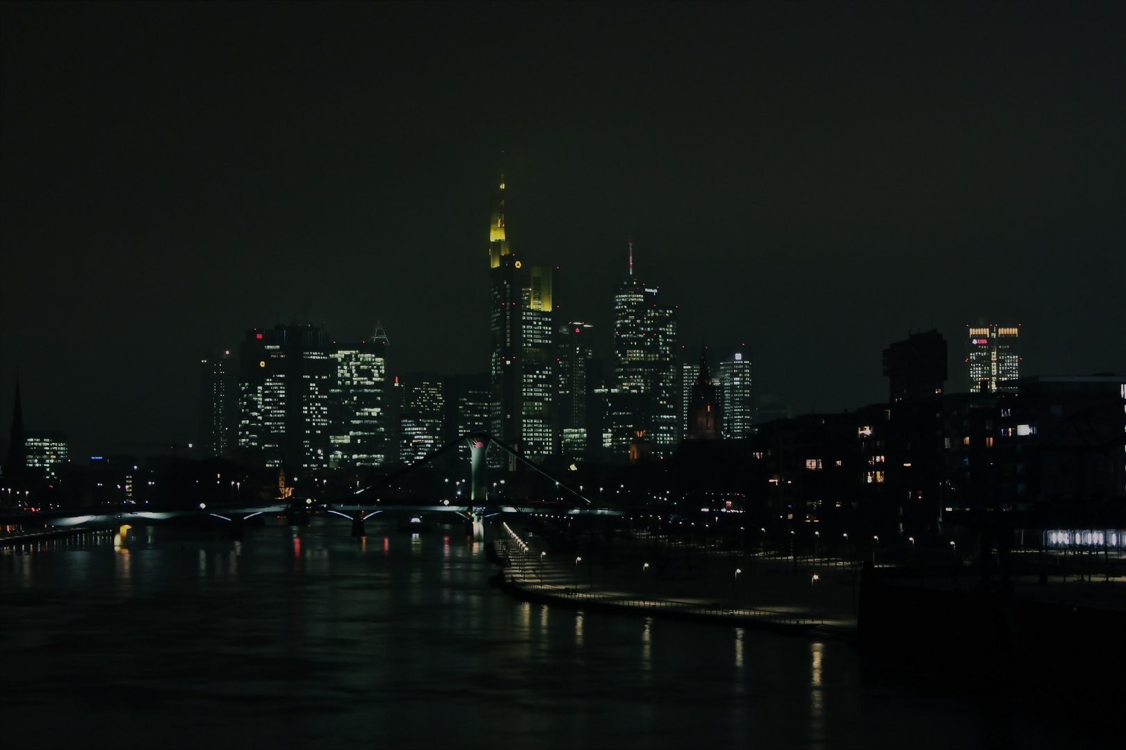 frankfurt bei nacht