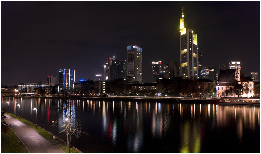 Frankfurt bei Nacht