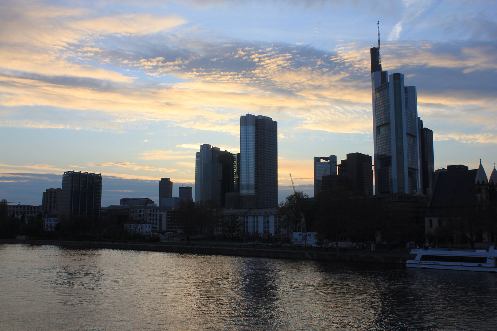 Frankfurt bei Nacht