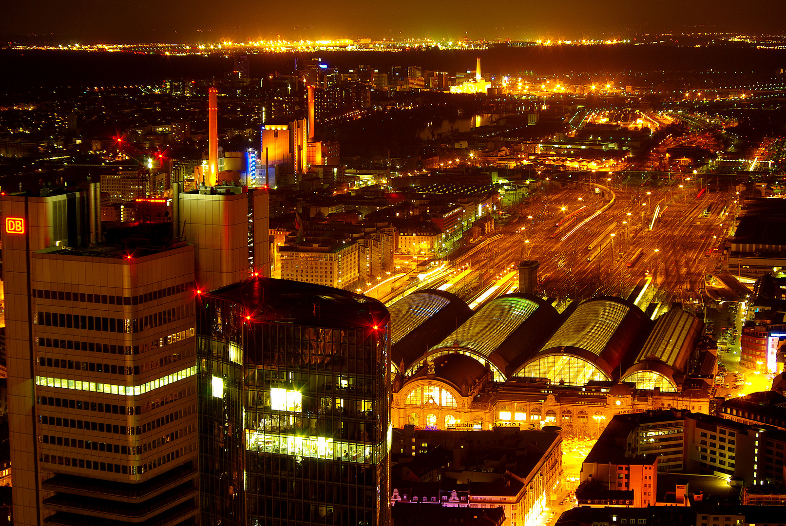 Frankfurt bei Nacht HBF