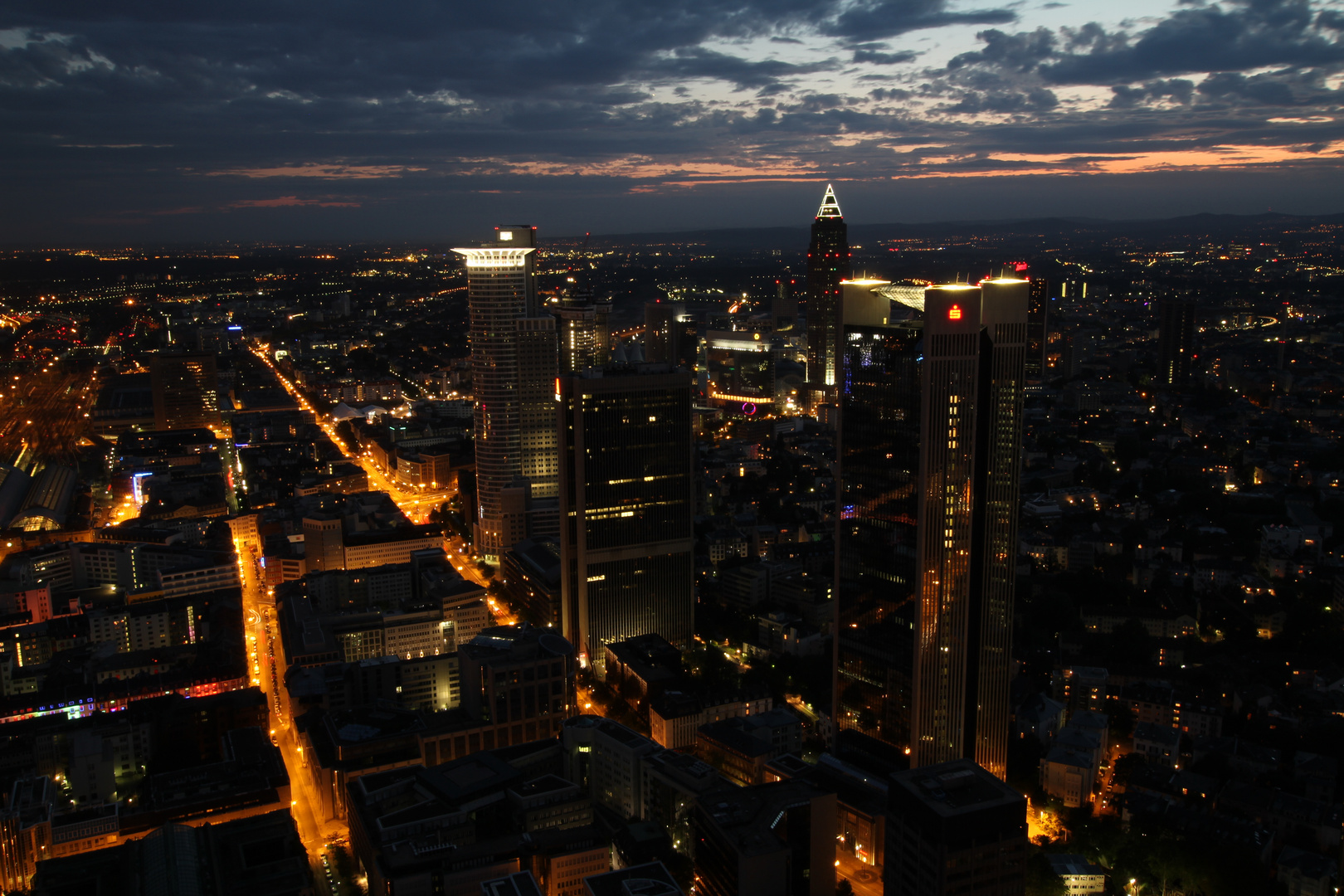 Frankfurt bei Nacht II