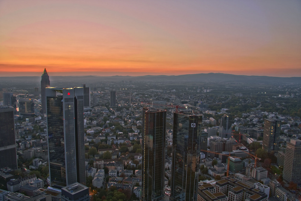 Frankfurt bei Sonnenuntergang