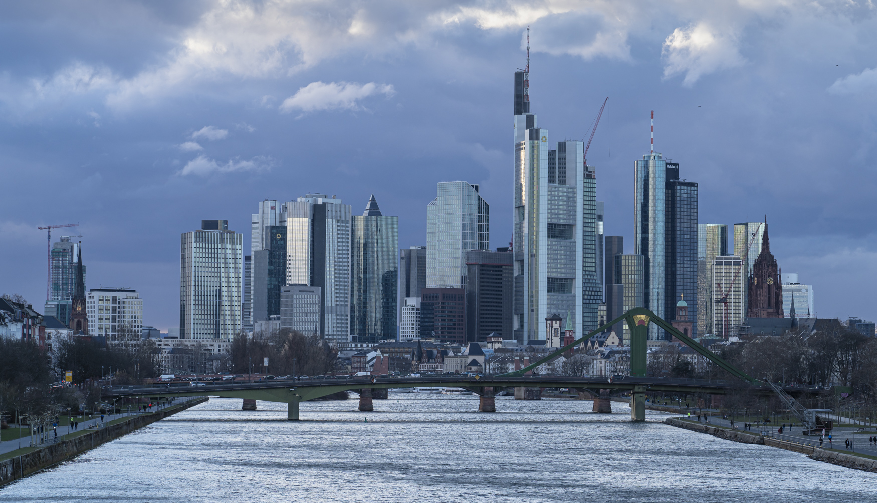 Frankfurt Blick aufs Hochhausviertel I Foto Bild Frankfurt Blick aufs Hochhausviertel I Foto Bild