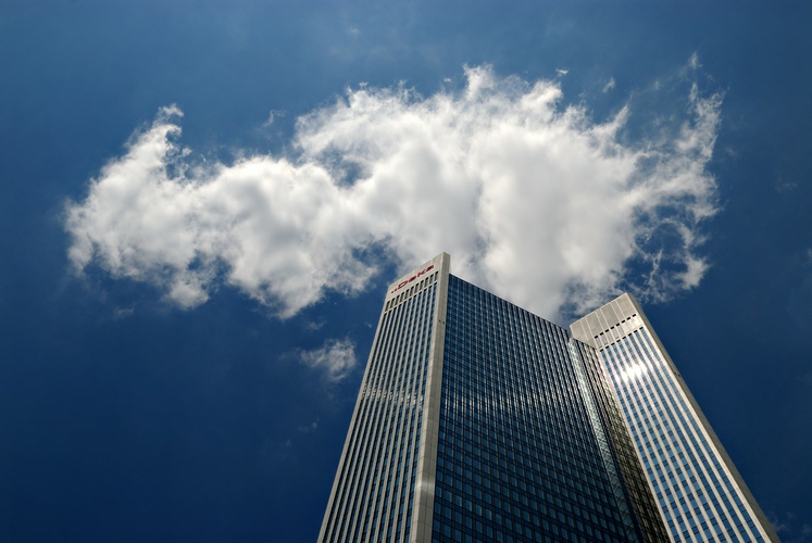 Frankfurt, Blue Sky