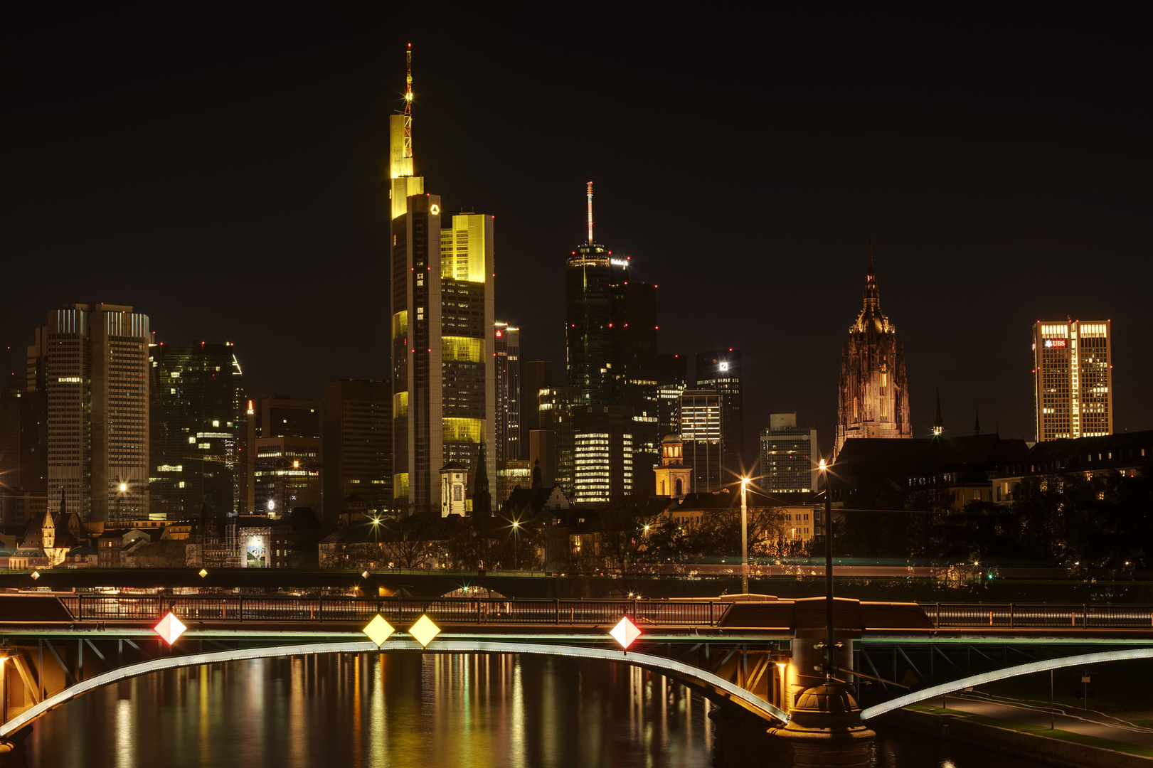 Frankfurt by night