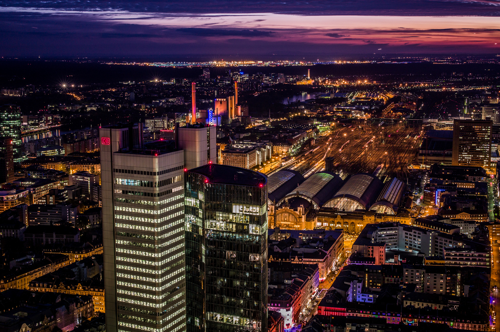 Frankfurt by Night (VI)