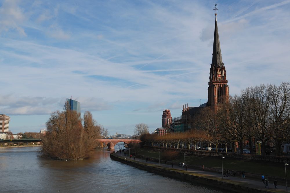 Frankfurt - Dreikönigskirche (I)