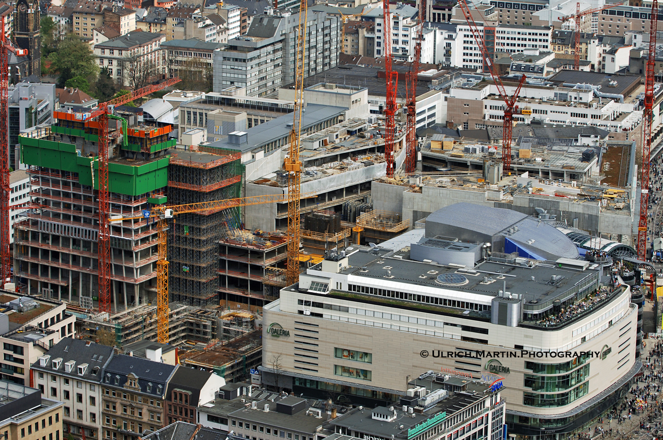 ... Frankfurt - eine Dauer-Baustelle ...