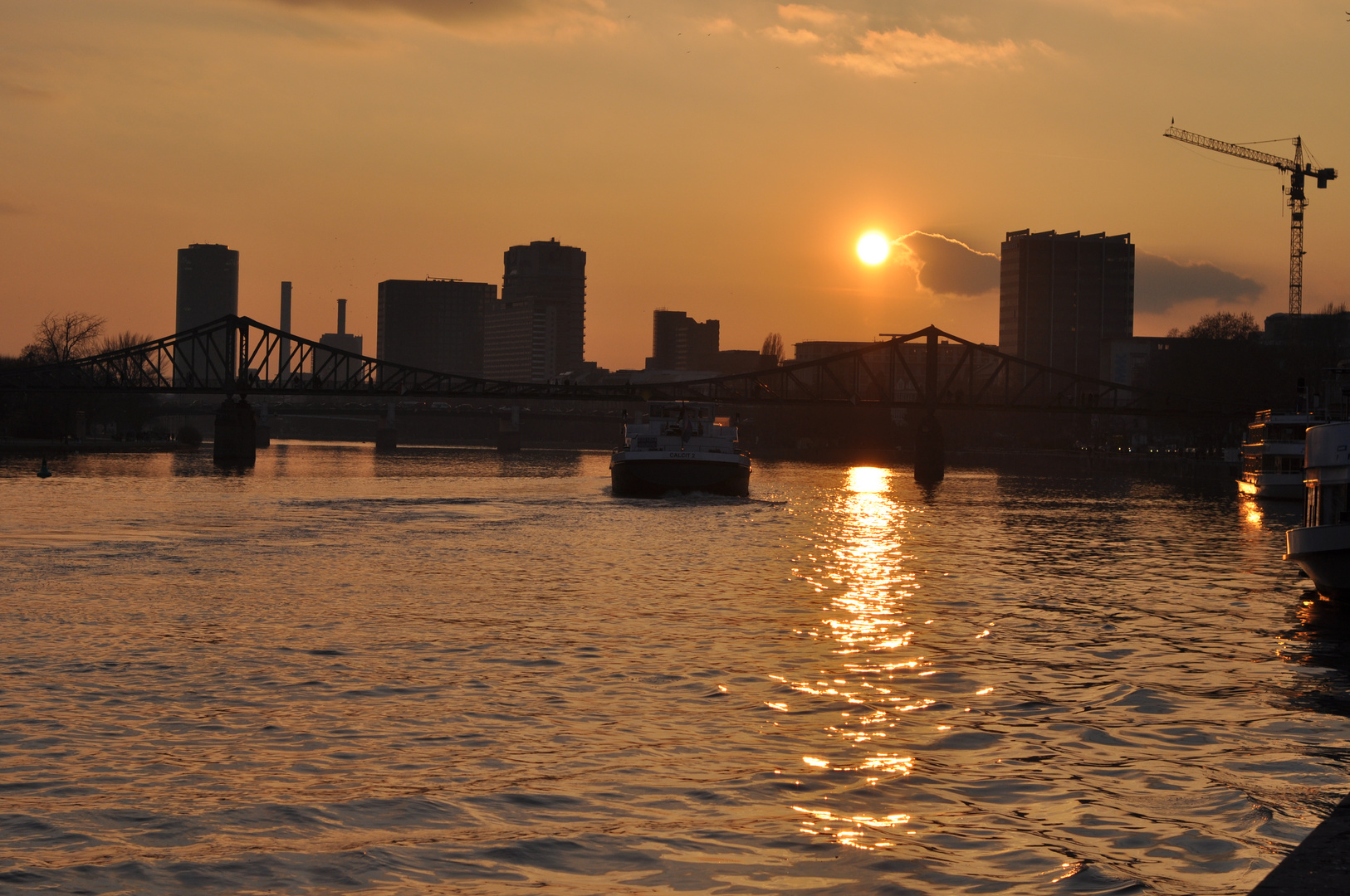 Frankfurt : Eiserner Steg in der Abendsonne