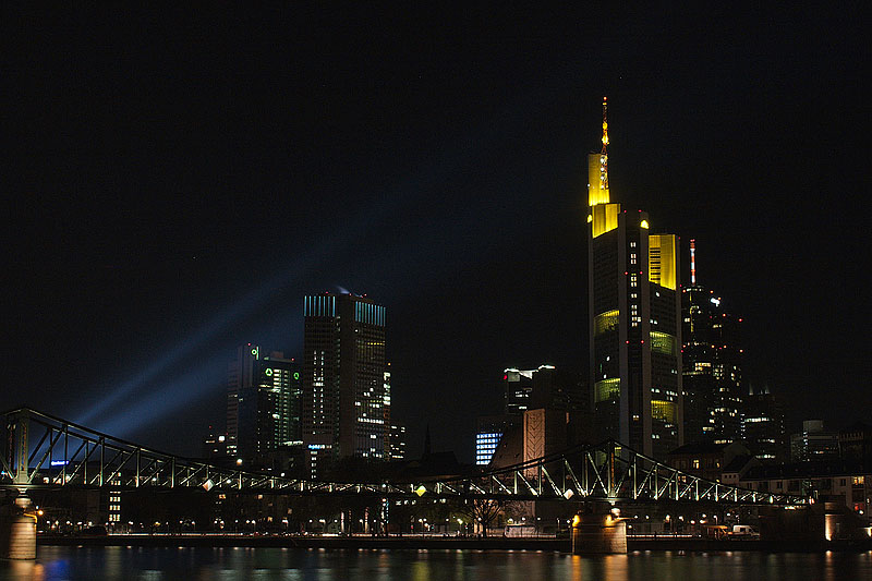 Frankfurt - Eiserner Steg - Luminale 2006