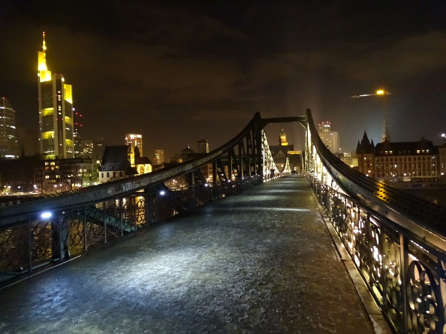 Frankfurt Eiserner Steg / Skyline