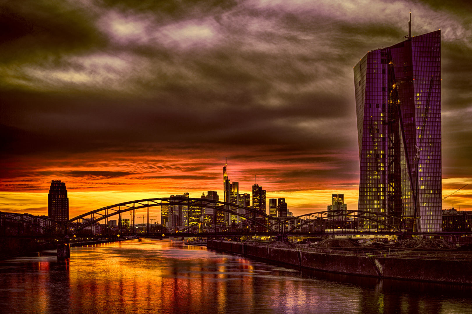 Frankfurt EZB Sunset