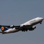 Frankfurt Flughafen 747-400 Lufthansa beim Start (1)