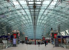 Frankfurt-Flughafen: Fernbahnhof Glashalle 