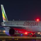 Frankfurt Flughafen LineUp 18 @Night Ethiopian Airlines Airbus A350