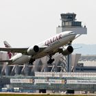 Frankfurt Flughafen: Start Qatar Carco Boeing 777