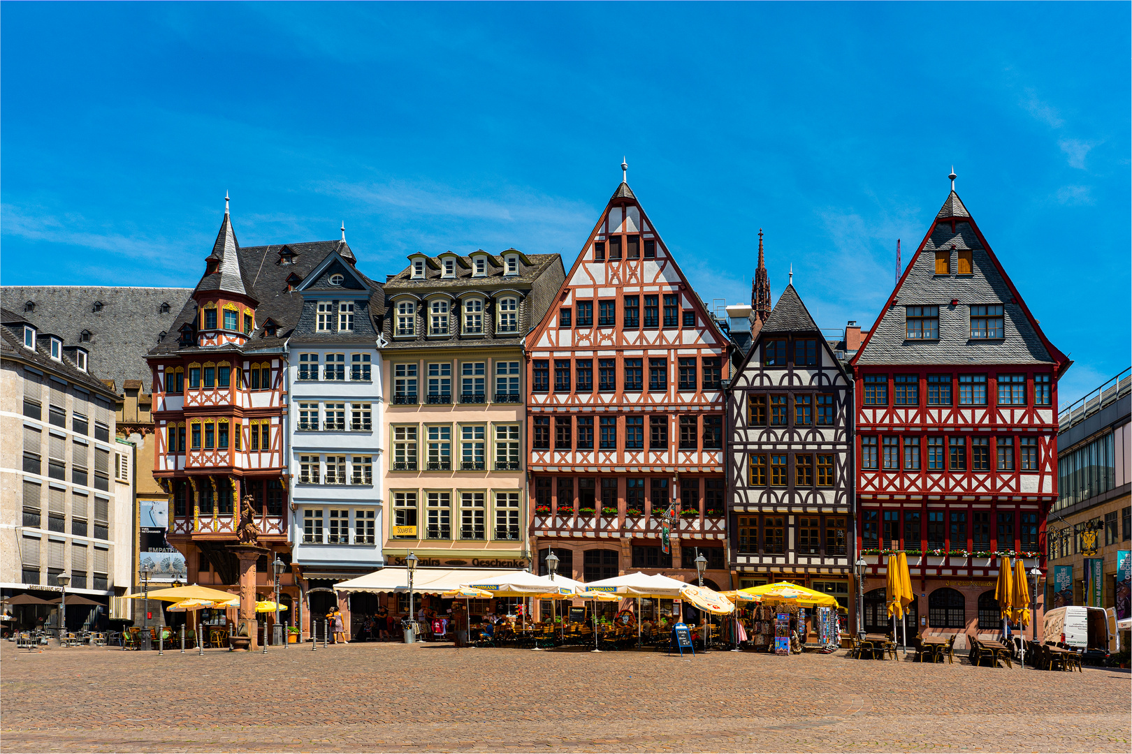 Frankfurt hat auch eine schöne Altstadt Foto & Bild world
