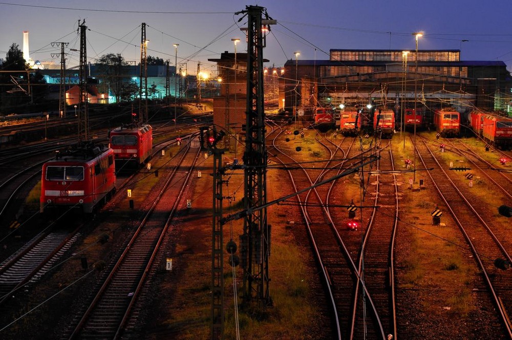 Frankfurt Hauptbahnhof bei Nacht