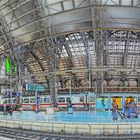 Frankfurt Hbf. Panoramabild 6720-16_R (aus vielen Einzelbildern)