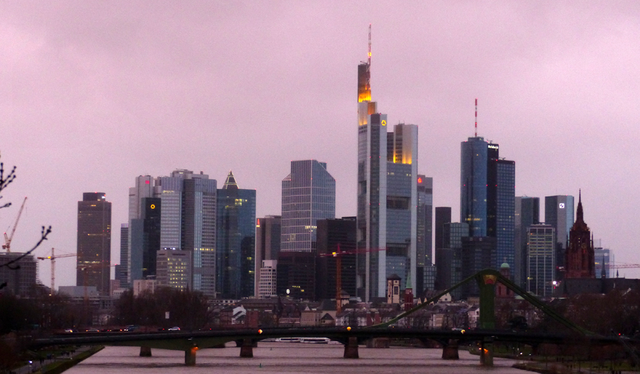 Frankfurt im Abendlicht