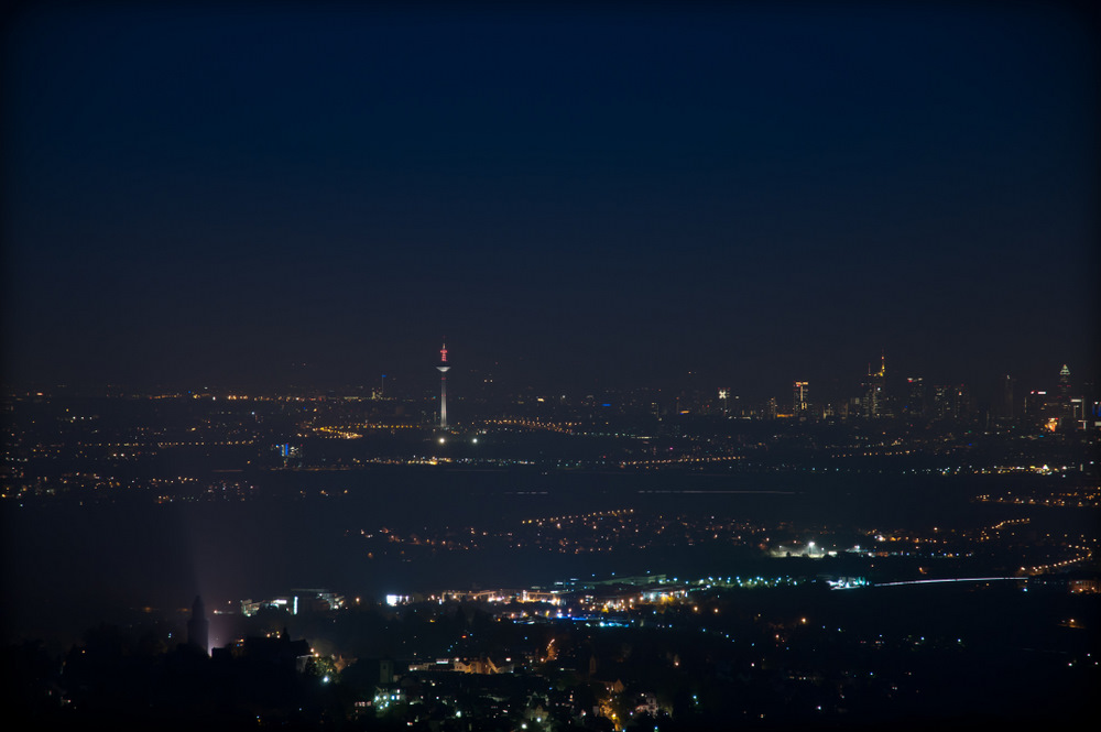 Frankfurt im Dunst