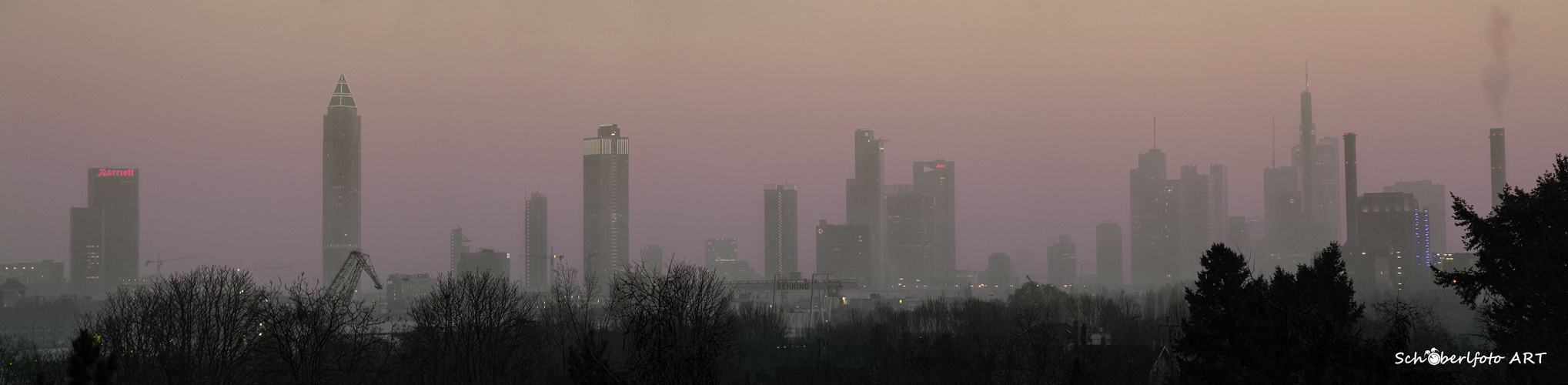 Frankfurt im Morgenrot