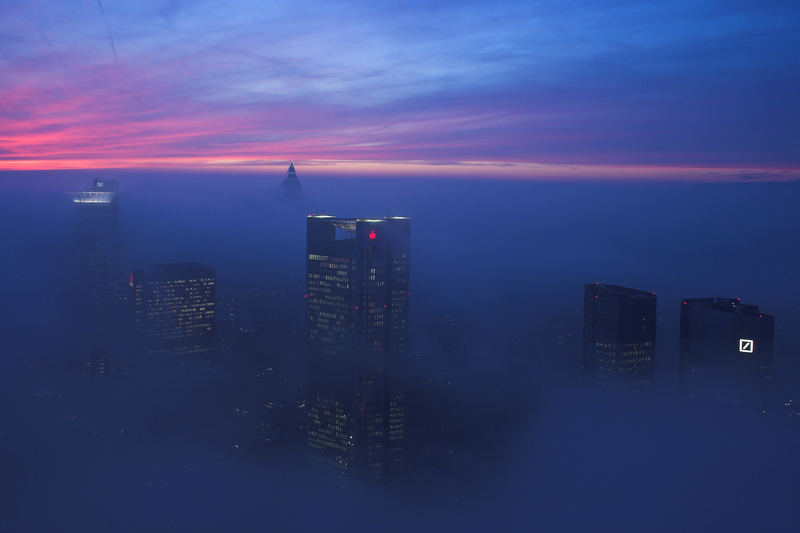 Frankfurt im Nebel