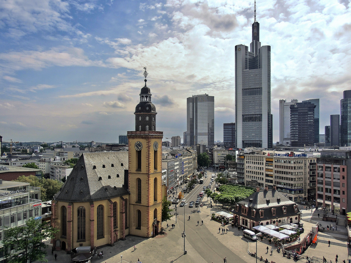 Frankfurt Katharinenkirche, Hauptwache und Banken