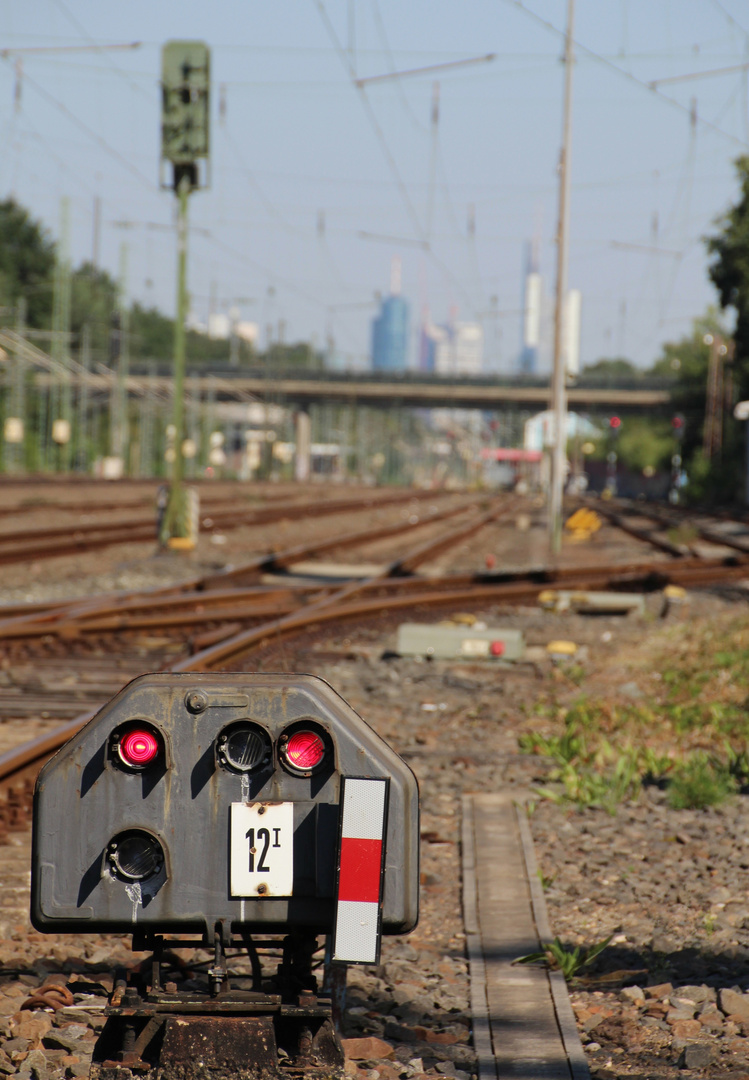 Frankfurt (Main) - Bahnsignal