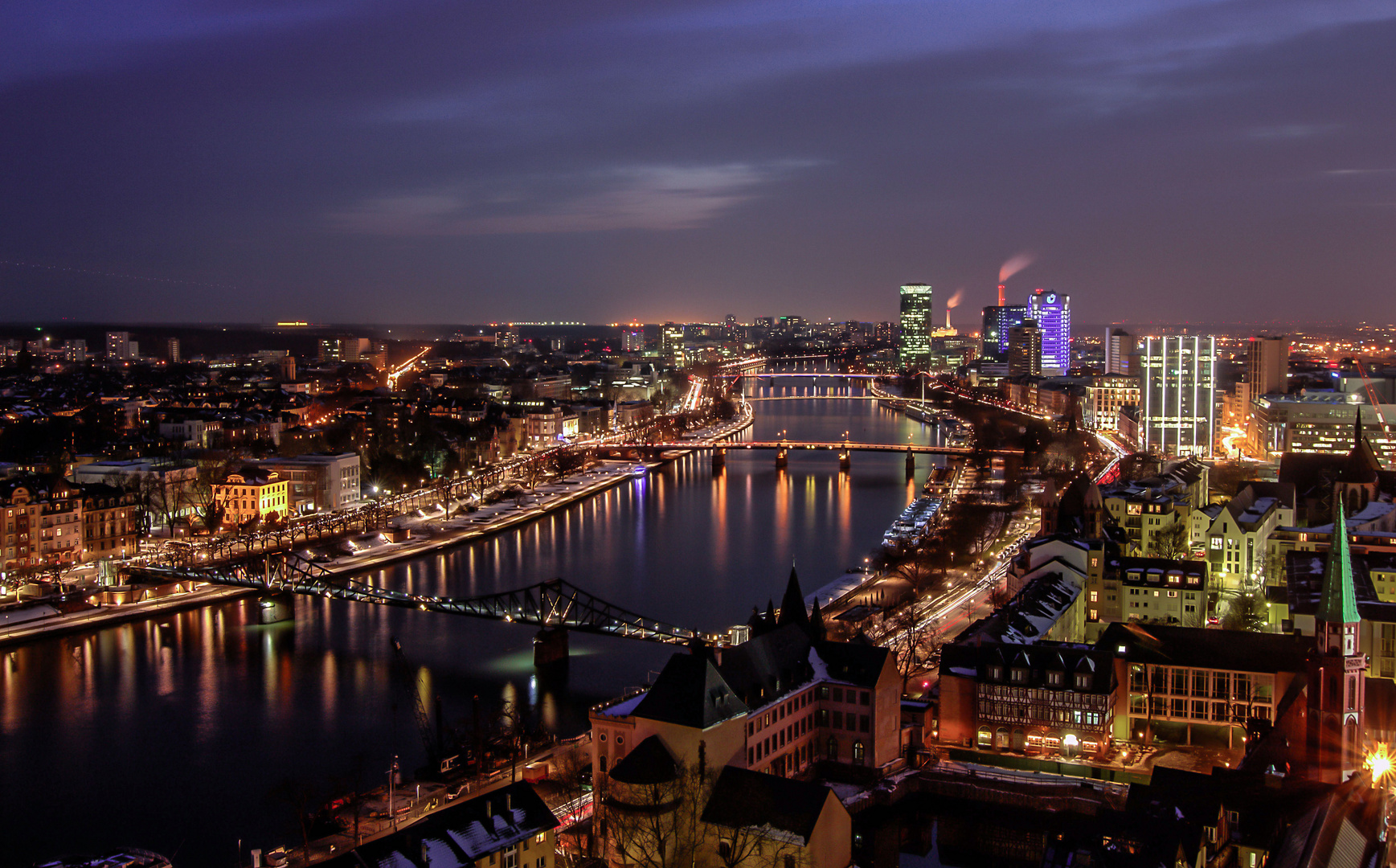 Frankfurt Main bei Nacht